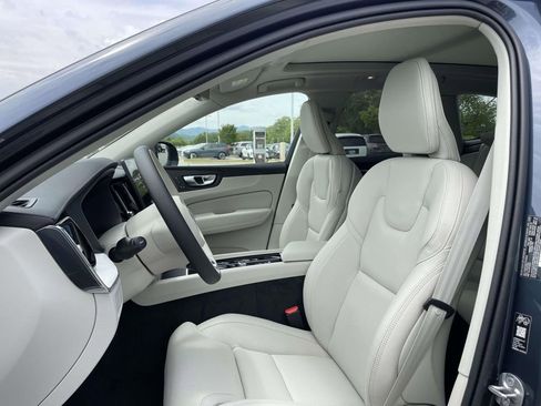 New 2026 Volvo XC60 B5 Ultra w/ Protection Package Premier AWD/4WD image 8
