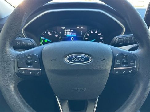 Used 2021 Ford Escape SE image 26