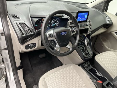 Used 2022 Ford Transit Connect XLT FWD image 4