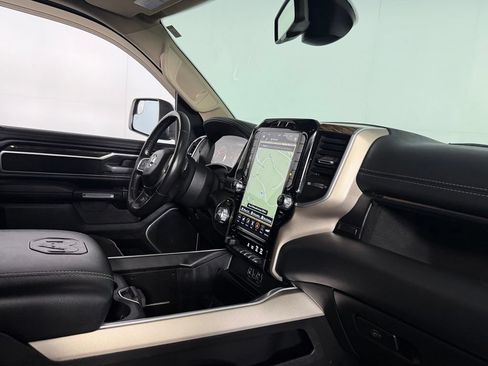 Used 2020 RAM 1500 Laramie AWD/4WD image 34