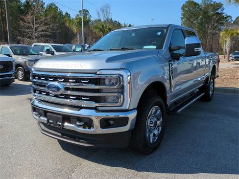 Used 2024 Ford F250 Lariat w/ Chrome Package image 8