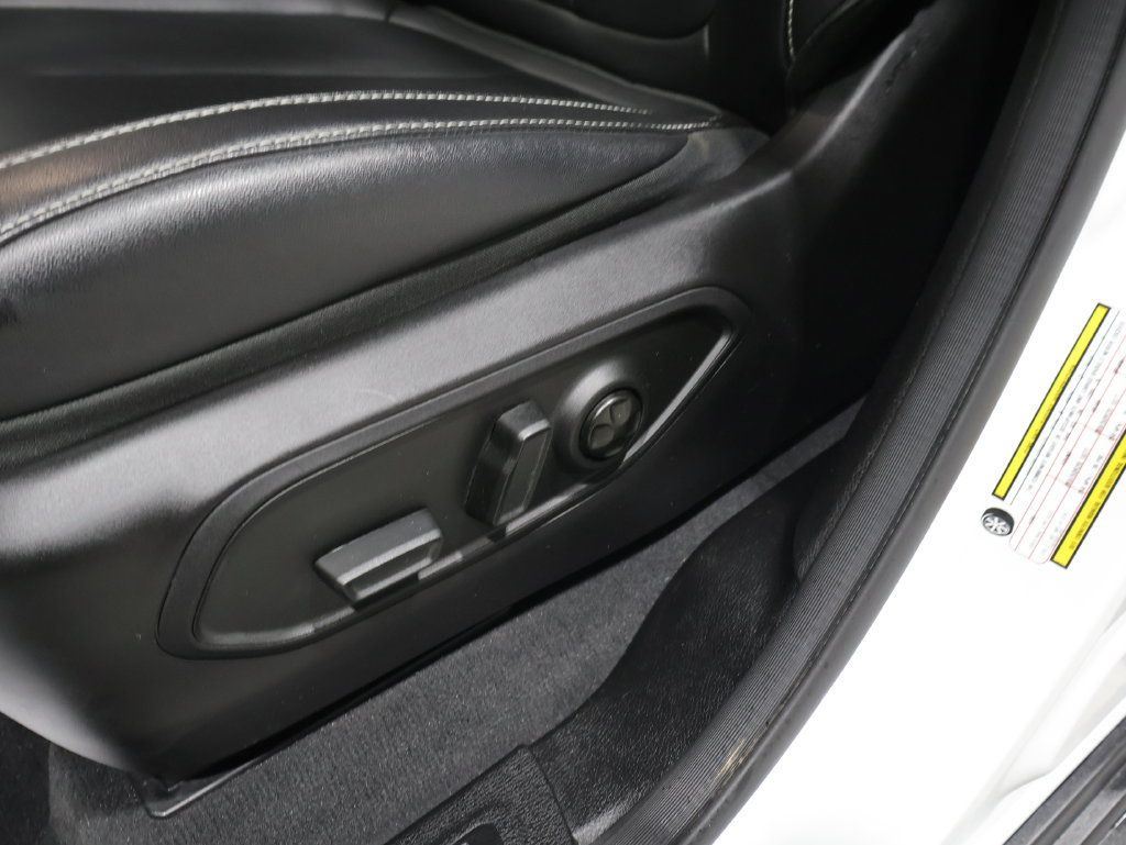 Used 2024 Jeep Grand Cherokee L Limited AWD/4WD image 12