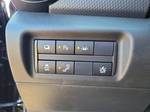 Certified 2024 Nissan Kicks S image 23