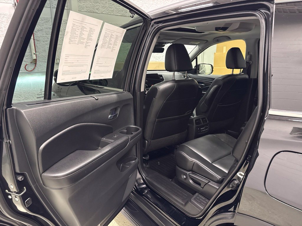 Used 2022 Honda Pilot Elite image 30