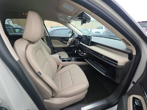 Used 2024 Mitsubishi Outlander SE FWD image 5