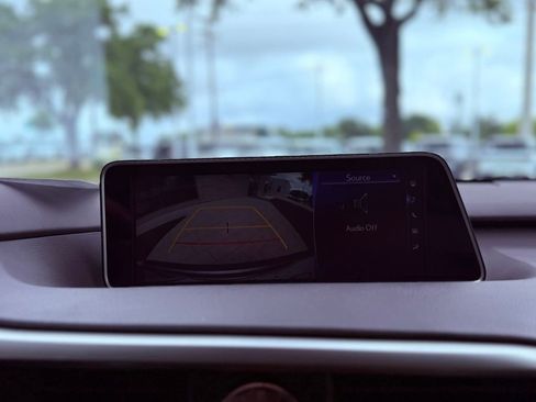 Used 2018 Lexus RX 350L FWD image 13