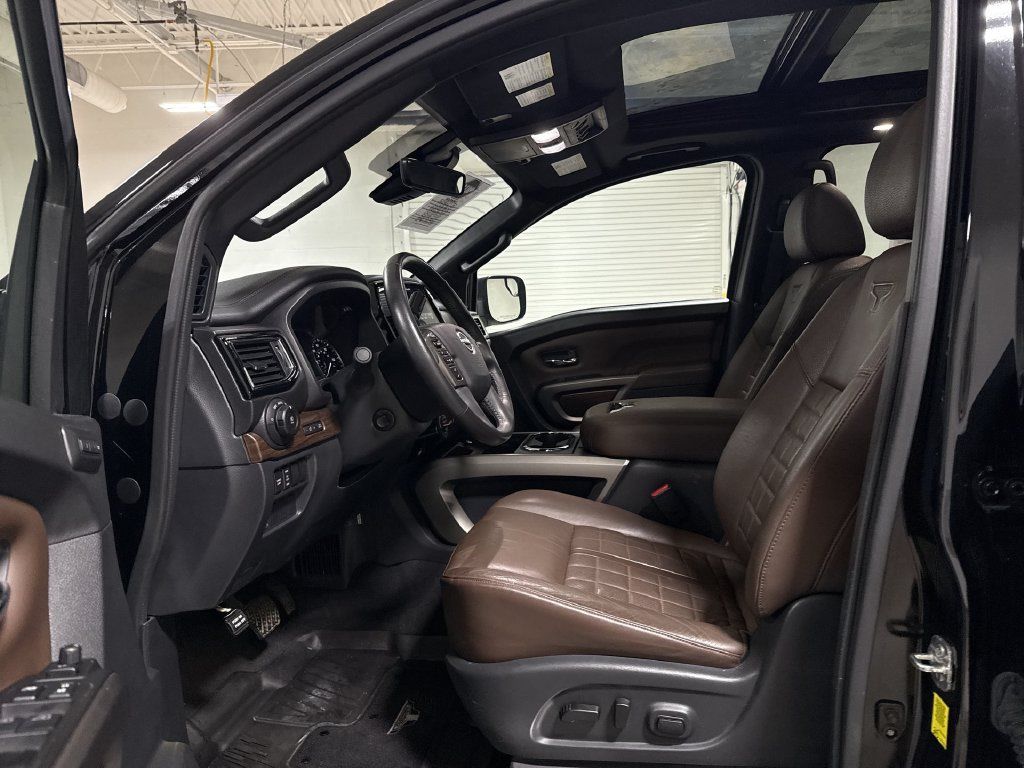 Used 2023 Nissan Titan Platinum Reserve w/ Moonroof Package AWD/4WD image 21