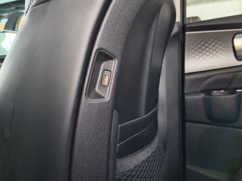 Used 2023 Kia Sorento SX image 24