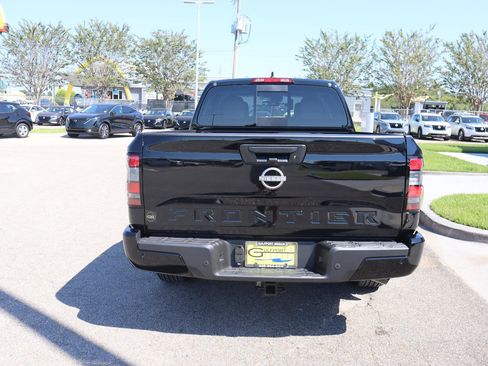 New 2026 Nissan Frontier SV w/ SV Convenience Package image 6