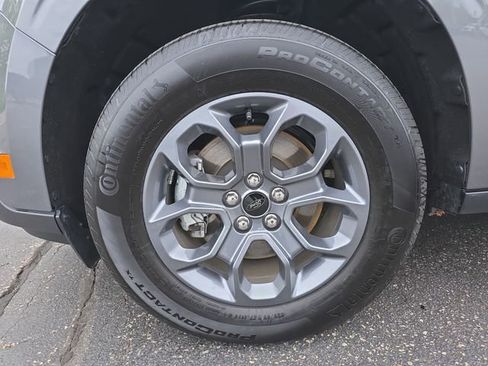 Used 2025 Ford Maverick XLT w/ Equipment Group 301A AWD/4WD image 10