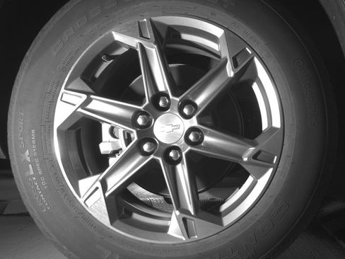 Used 2025 Chevrolet Blazer LT FWD image 15