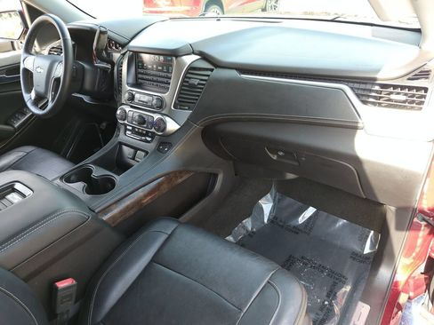 Used 2017 Chevrolet Tahoe LT w/ LT Signature Package RWD image 25