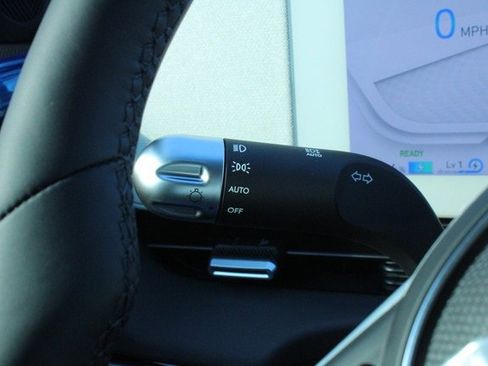 New 2024 Hyundai Ioniq 5 SEL image 26