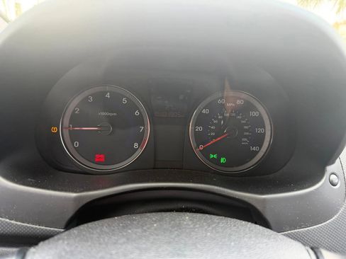 Used 2013 Hyundai Accent SE image 11