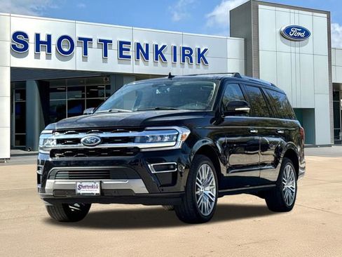 Certified 2024 Ford Expedition Limited AWD/4WD image 3