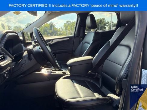 Used 2025 Ford Escape Platinum AWD/4WD image 26