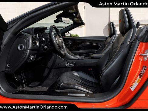 Used 2020 Aston Martin DB11 Volante RWD image 43