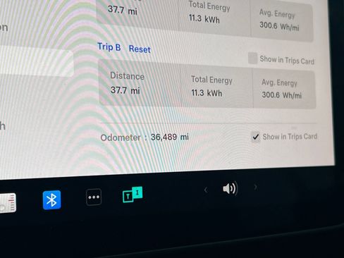 Used 2022 Tesla Model Y Performance AWD/4WD image 33