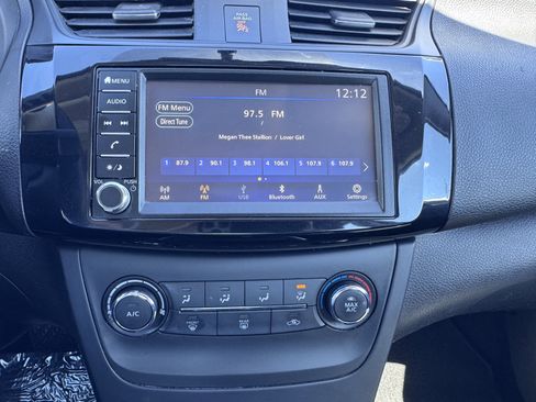 Used 2019 Nissan Sentra S image 23