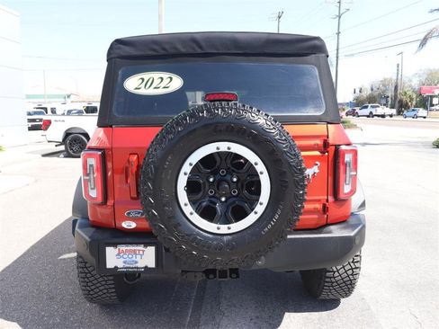 Certified 2022 Ford Bronco Outer Banks w/ Sasquatch Package image 13