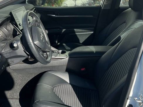 Used 2024 Toyota Camry SE image 15