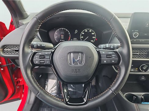 Certified 2025 Honda HR-V Sport image 25