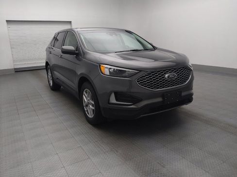 Used 2024 Ford Edge SEL image 13