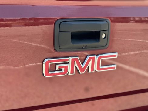 Used 2014 GMC Sierra 1500 SLE w/ Suspension Package, Off-Road image 40