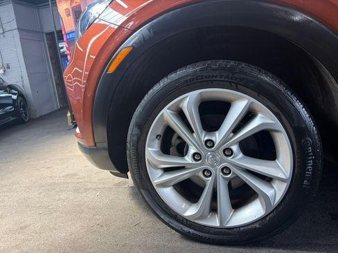 Used 2021 Buick Encore GX Preferred w/ Cold Weather Comfort Package AWD/4WD image 23