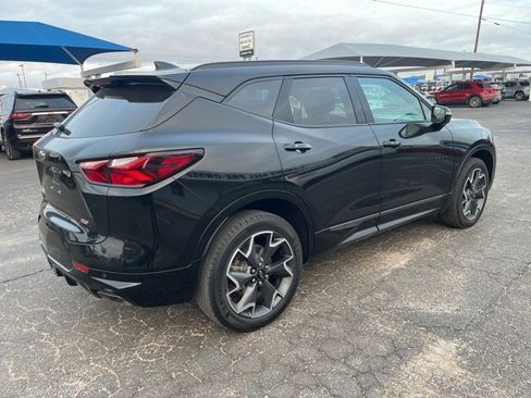 Used 2022 Chevrolet Blazer RS w/ Enhanced Convenience Package image 4