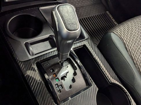 Used 2019 Toyota 4Runner TRD Off-Road image 27