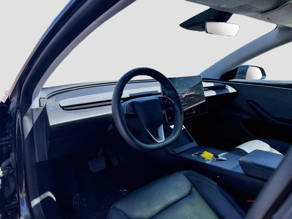 Used 2025 Tesla Model 3 Long Range RWD image 9