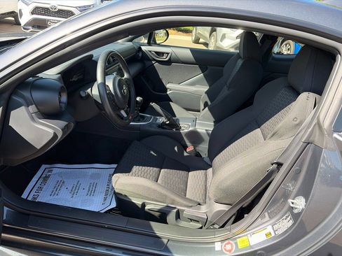 Used 2025 Toyota GR86 RWD image 20