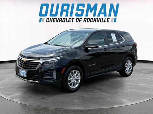 Used 2024 Chevrolet Equinox LT AWD/4WD image 2