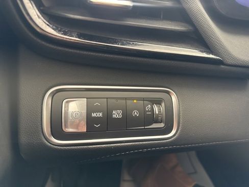 Certified 2025 Buick Enclave Sport Touring w/ Trailering Package, 5000 lbs. image 33