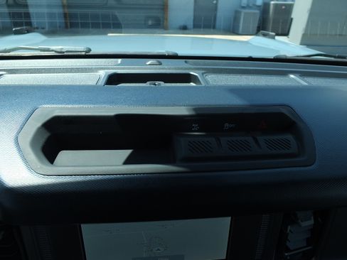 Used 2022 Ford Bronco Outer Banks AWD/4WD image 26