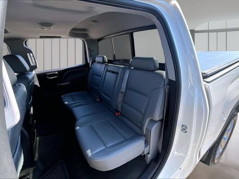 Used 2015 GMC Sierra 1500 SLT w/ SLT Crew Cab Value Package AWD/4WD image 28