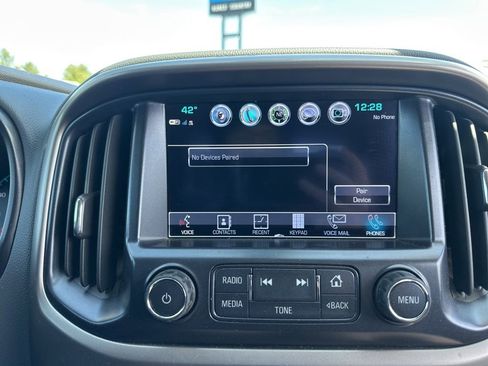 Used 2018 Chevrolet Colorado Z71 AWD/4WD image 34