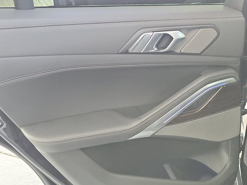 New 2026 BMW X6 xDrive40i image 10