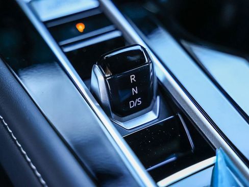 New 2026 Volkswagen Atlas Cross Sport SE image 35