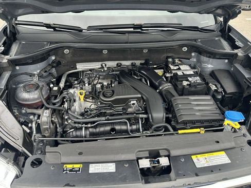 Used 2023 Volkswagen Taos SE w/ Black Wheel Package AWD/4WD image 28