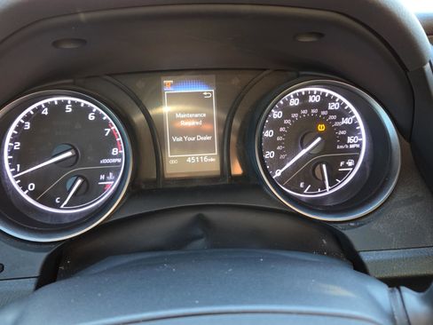 Used 2023 Toyota Camry SE image 22