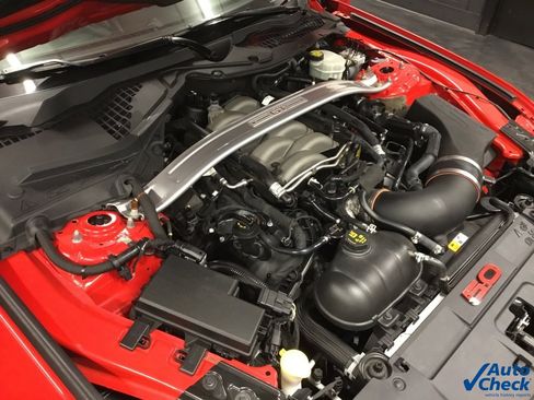 Used 2018 Ford Mustang GT Premium w/ Equipment Group 401A image 31