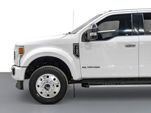 Used 2022 Ford F450 Lariat w/ Chrome Package AWD/4WD image 9