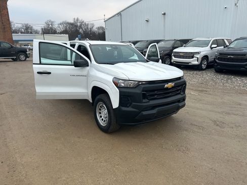 Used 2025 Chevrolet Colorado W/T image 26
