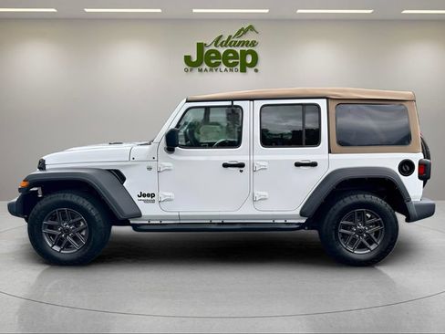 Used 2021 Jeep Wrangler Unlimited Sport AWD/4WD image 8