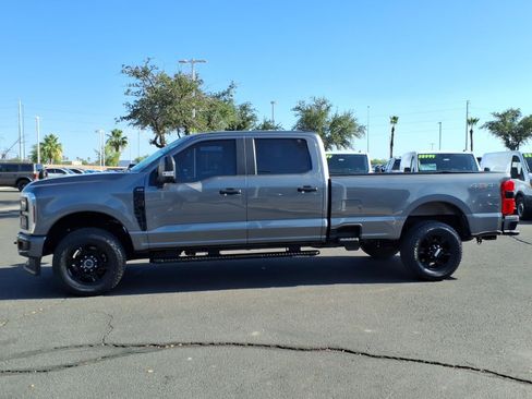 Used 2024 Ford F250 XL w/ STX Appearance Package AWD/4WD image 2
