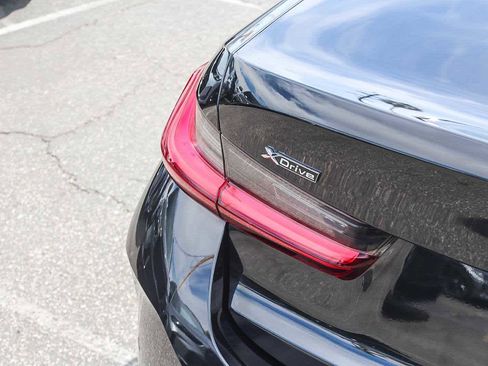 Used 2024 BMW 330i xDrive Sedan w/ Premium Package image 13