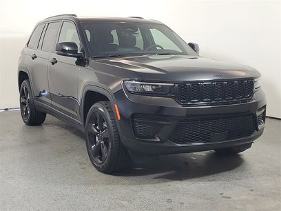 New 2025 Jeep Grand Cherokee Altitude