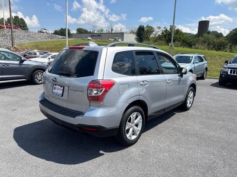 Used 2016 Subaru Forester 2.5i Premium w/ Popular Package #2 AWD/4WD image 8